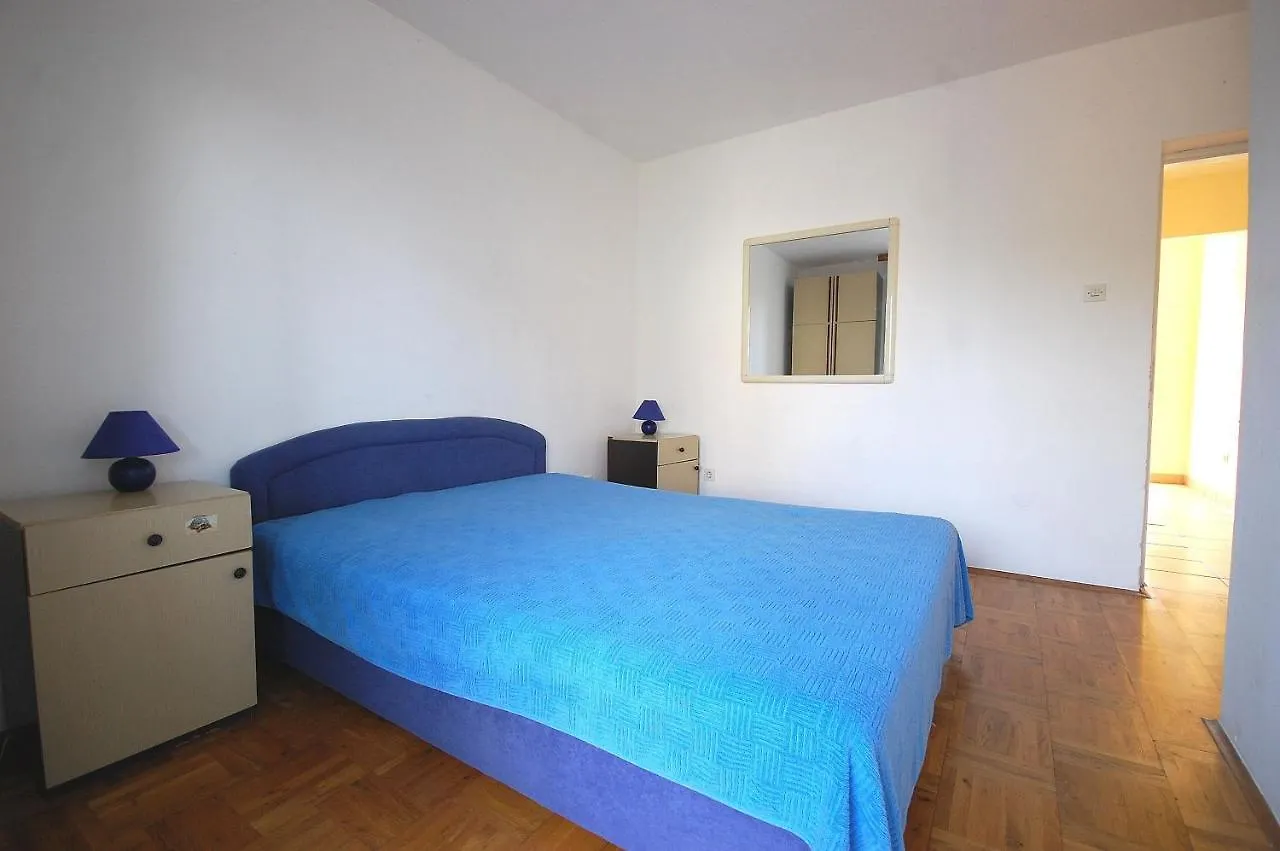 Apartments Pero Malinska