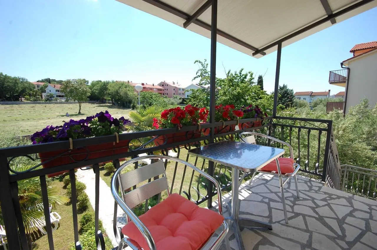 Apartments Pero Malinska Croatia