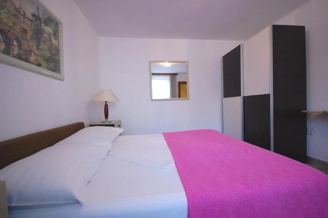 Apartments Pero Malinska Croatia
