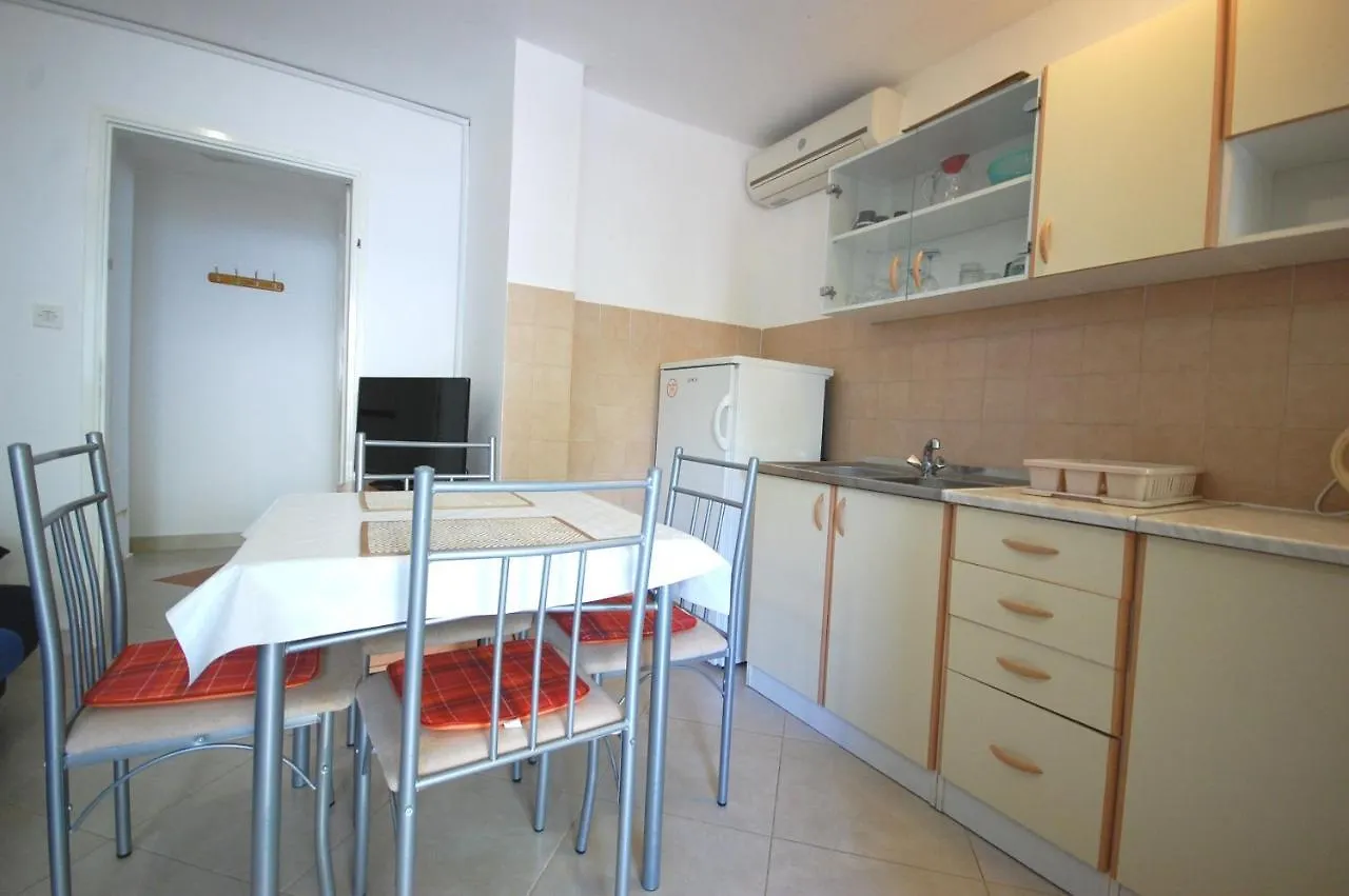 Apartments Pero Malinska Croatia